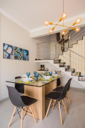 CASA DE LUXO NO BETO CARRERO casinhascoloridaspenha